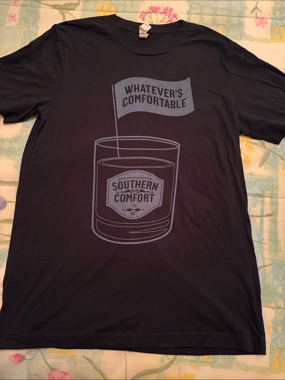Good Condition! 🥃 Unisex T-Shirt | Southern Comfort | Size Medium